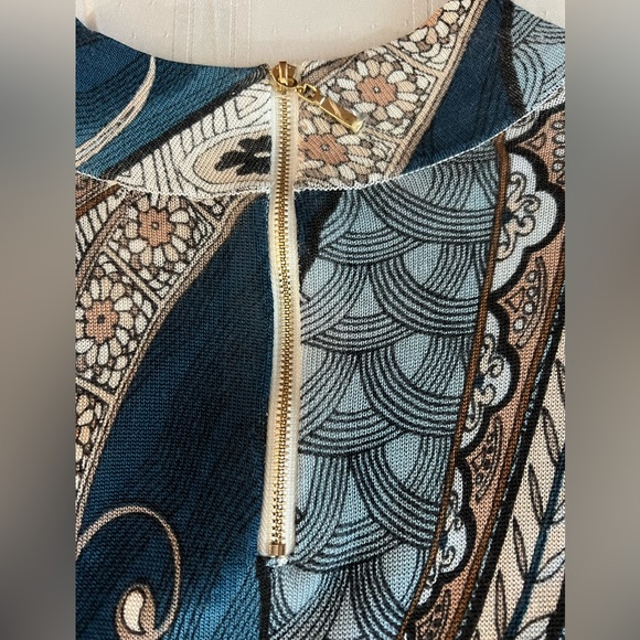 Chicos Blue Print Top Sz 2 - Picture 2 of 8